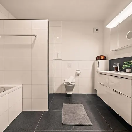 Werft - Luxus In Erster Seereihe Кресброн