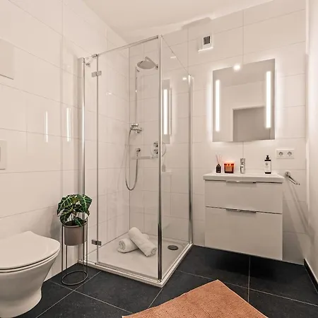 Werft - Luxus In Erster Seereihe Apartmán